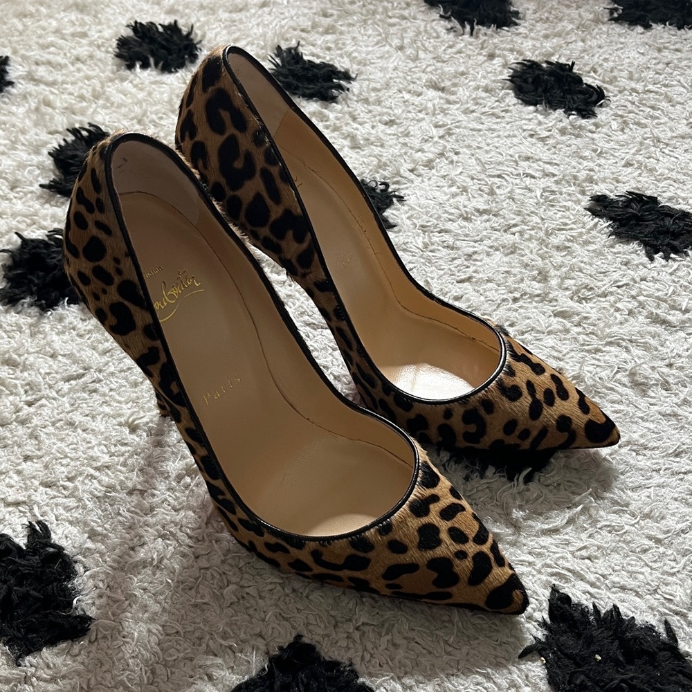 ❌SOLD❌Christian Louboutin size 37 so Kate 120 pumps pony hair leopard black - Picture 3 of 11